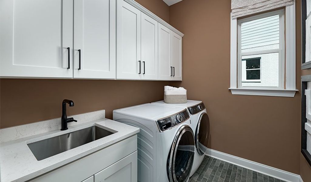 Henley-E39H-AugustPark Laundry