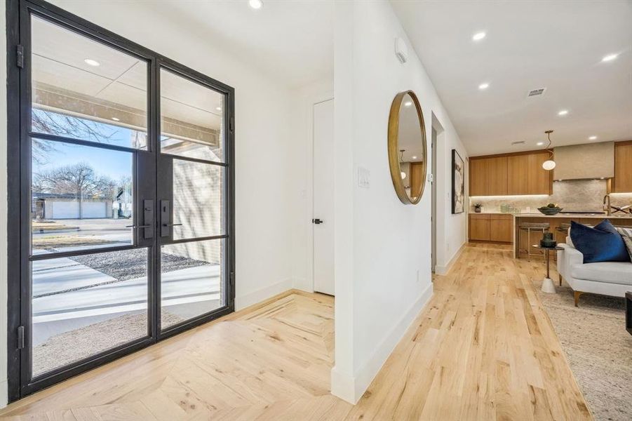 Furnished interior view inside a new home in , Dallas (Image 19).