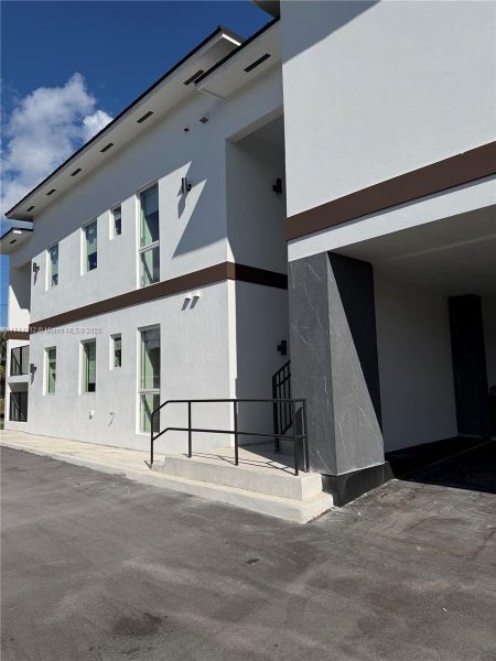 Exterior details and patio area of a home in , Hallandale Beach (Image 4).