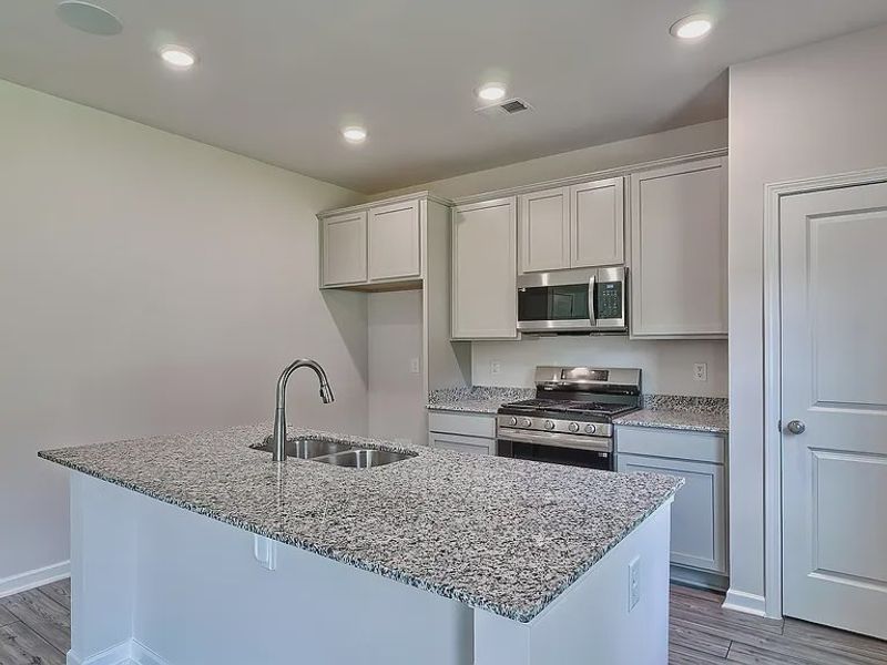 Furnished interior view inside a new home in Emanuel Creek, West Columbia (Image 6).
