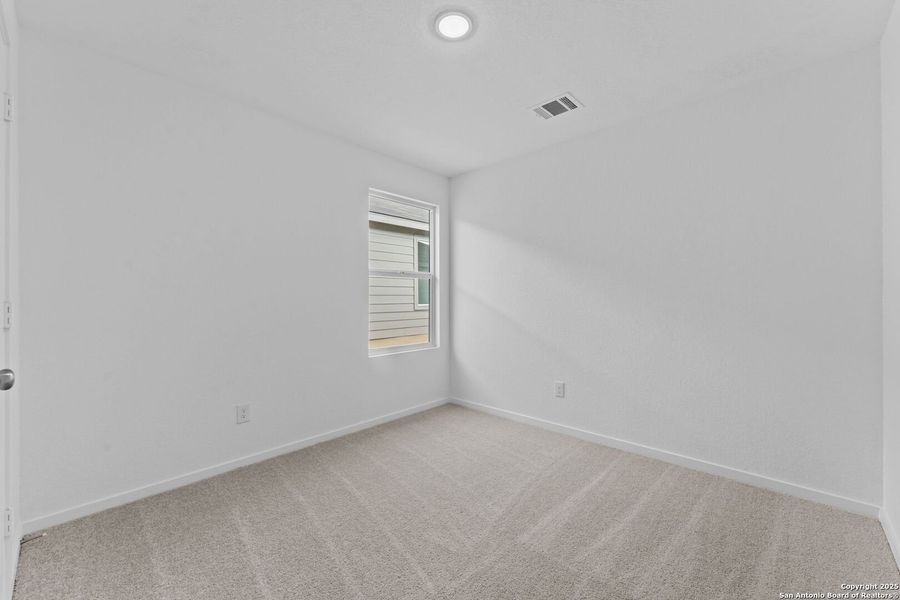 Spacious, unfurnished interior of a new home in , New Braunfels (Image 13). Spacious, unfurnished interior of a new home in , New Braunfels (Image 13).