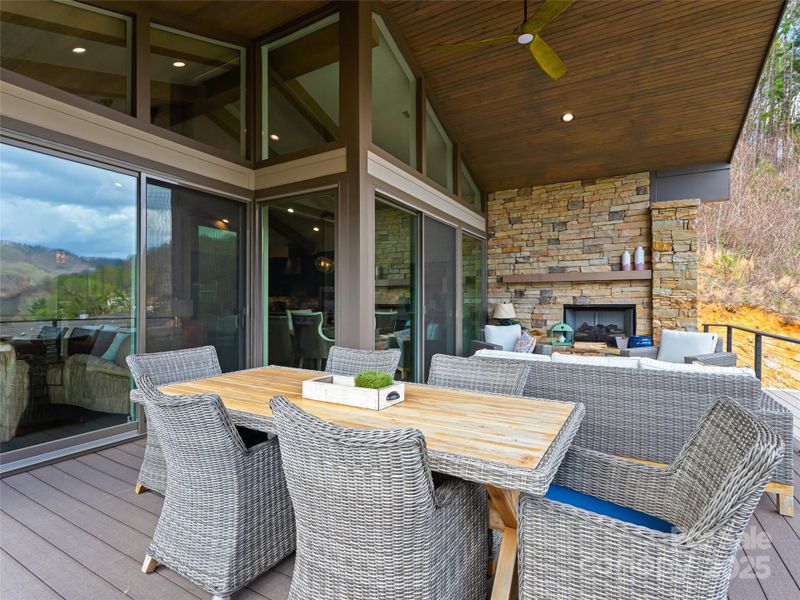 seamless indoor/outdoor living seamless indoor/outdoor living