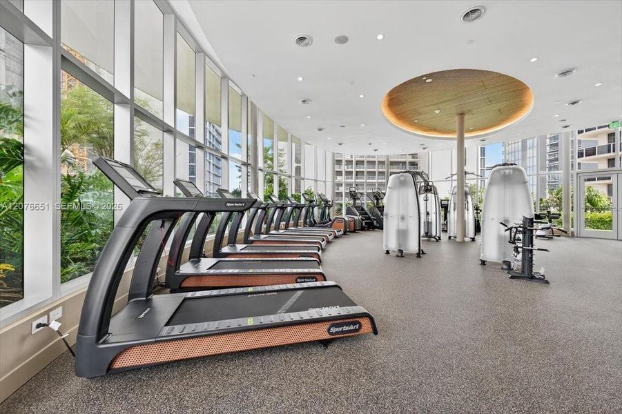 Community amenities in , Miami (Image 22).