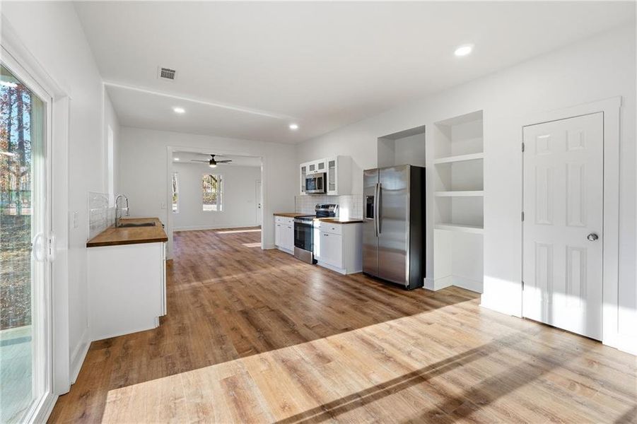 Furnished interior view inside a new home in , Jasper (Image 5). Furnished interior view inside a new home in , Jasper (Image 5).