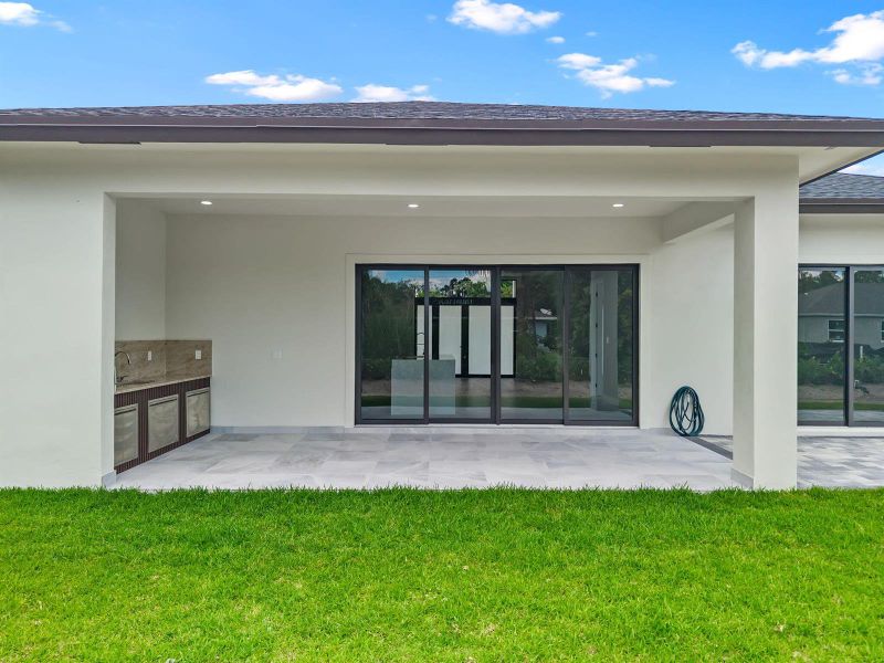 Patio/Outdoor Kitchen