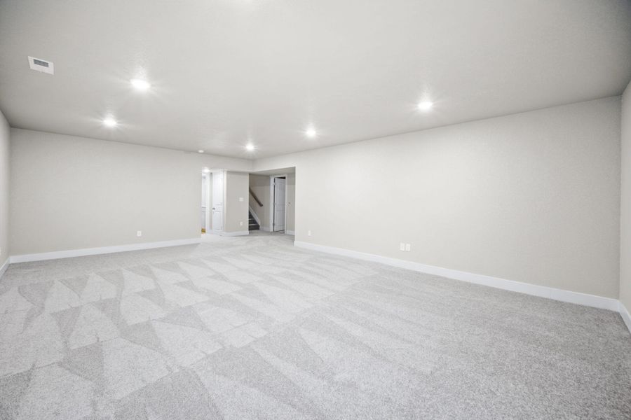 Representative unfurnished interior of a home built from the Currant by View Homes in The Glen, Colorado Springs (Image 22). Representative unfurnished interior of a home built from the Currant by View Homes in The Glen, Colorado Springs (Image 22).