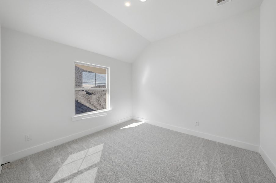 Spacious, unfurnished interior of a new home in Tavolo Park, Fort Worth (Image 32). Spacious, unfurnished interior of a new home in Tavolo Park, Fort Worth (Image 32).
