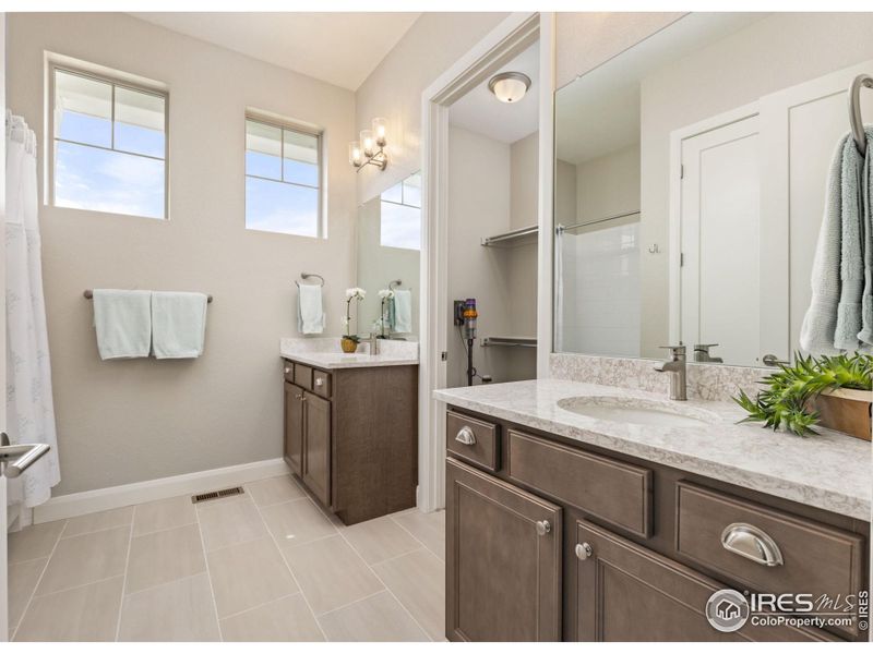 Furnished interior view inside a new home in , Erie (Image 27).