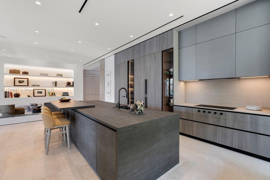 Furnished interior view inside a new home in , Golden Beach (Image 30).