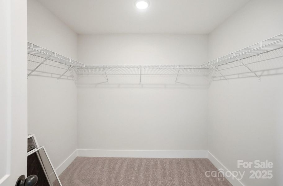 Spacious, unfurnished interior of a new home in , Waxhaw (Image 35). Spacious, unfurnished interior of a new home in , Waxhaw (Image 35).