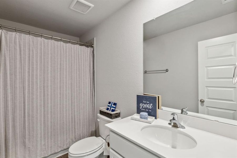 Full bathroom 3 Full bathroom 3