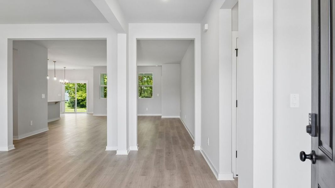 Representative unfurnished interior of a home built from the Ansley by D.R. Horton in Harvest Point, Spring Hill (Image 27).