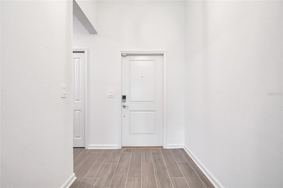 Spacious, unfurnished interior of a new home in , St. Cloud (Image 19).