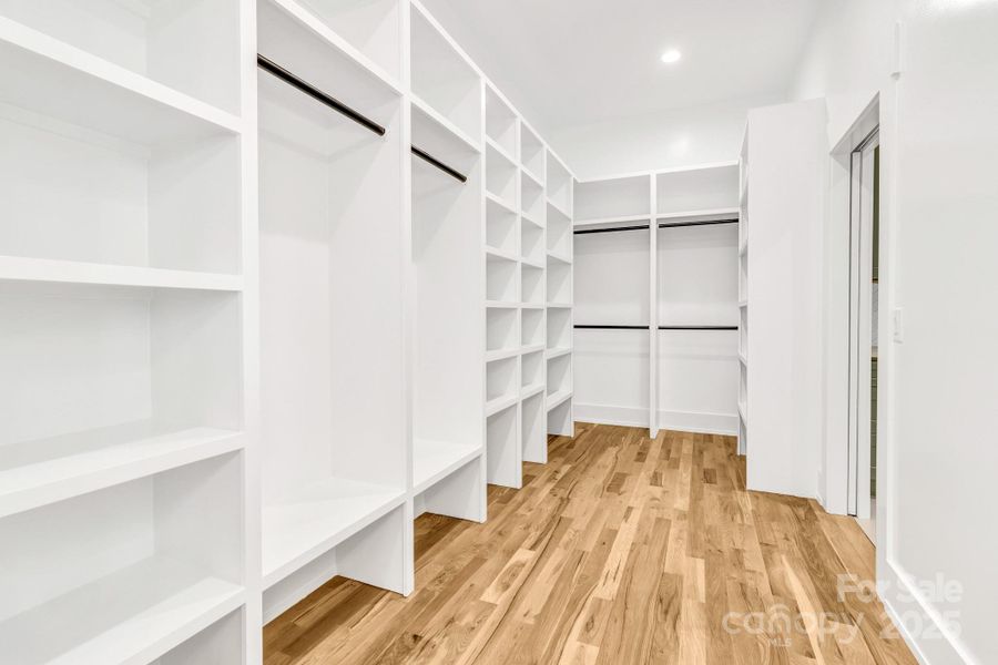 Spacious, unfurnished interior of a new home in , Alexander (Image 28). Spacious, unfurnished interior of a new home in , Alexander (Image 28).