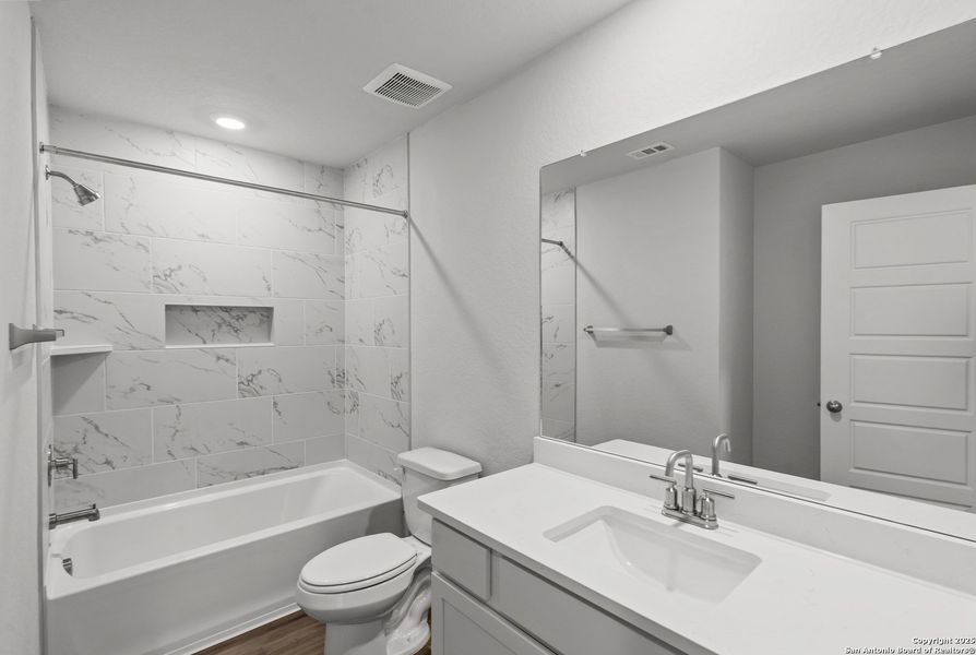 Image 13 of a home in Highland Ridge.