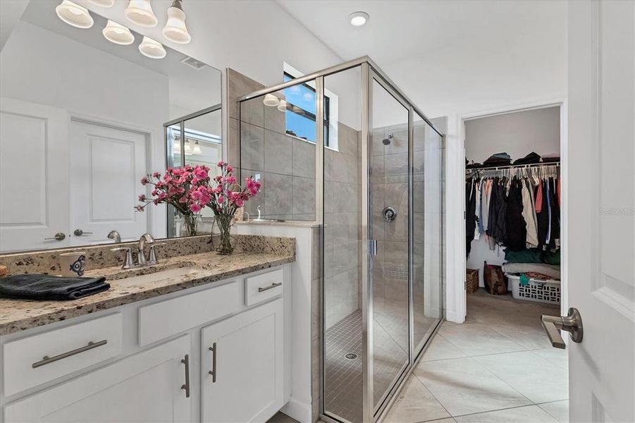 Primary Bathroom - 2 vanities - walk in closet