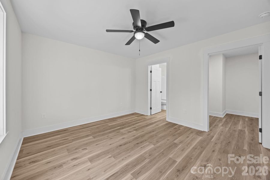 Spacious, unfurnished interior of a new home in , Salisbury (Image 21).
