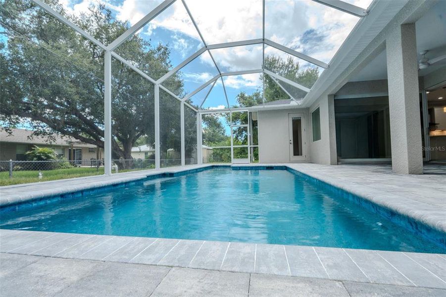 Exterior details and patio area of a home in , Port Charlotte (Image 3).