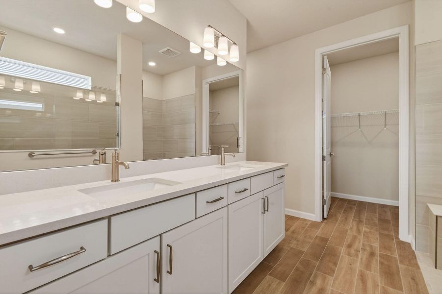 Lot799-13615SWVERMILLIONCIR(34)