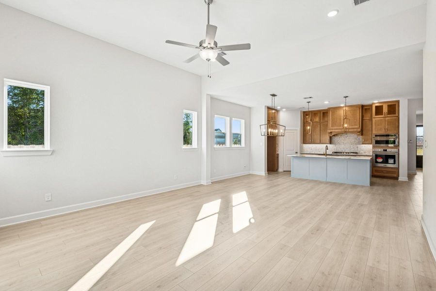 Spacious, unfurnished interior of a new home in Colton 45' Homesites, Todd Mission (Image 34). Spacious, unfurnished interior of a new home in Colton 45' Homesites, Todd Mission (Image 34).