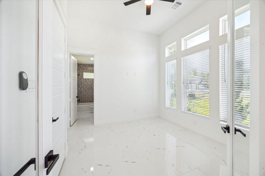 Image 12 of a home in . Image 12 of a home in .