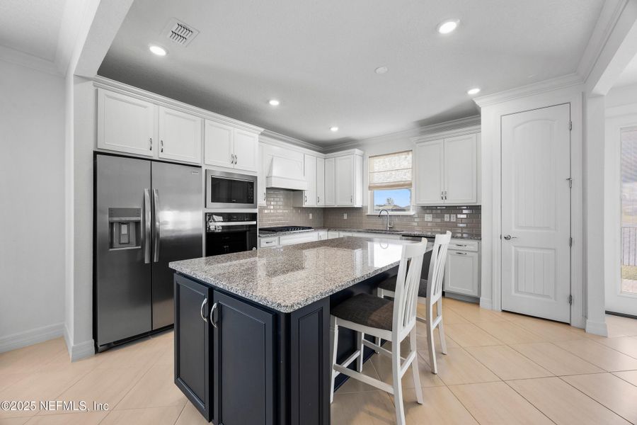 Furnished interior view inside a new home in , Yulee (Image 19).