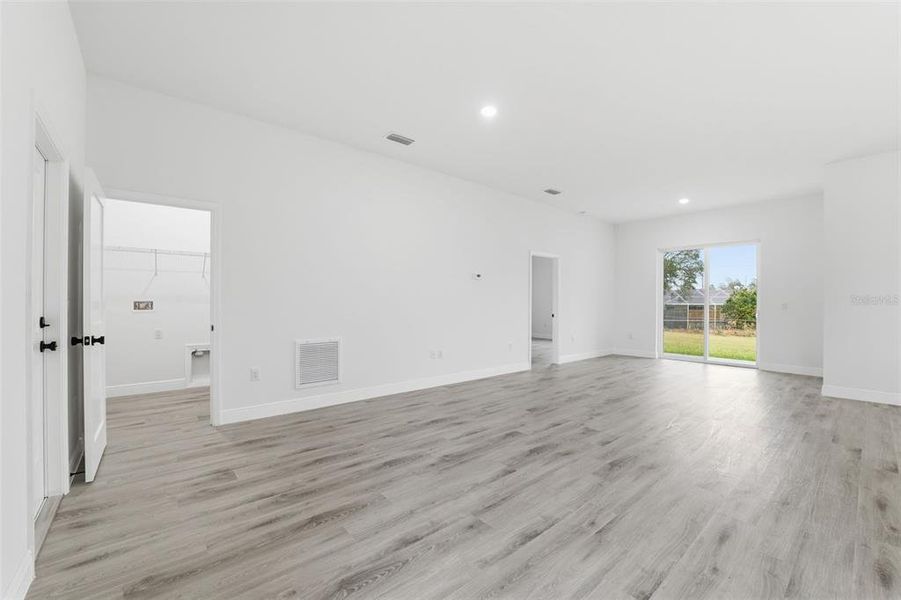Spacious, unfurnished interior of a new home in , Ocala (Image 18). Spacious, unfurnished interior of a new home in , Ocala (Image 18).