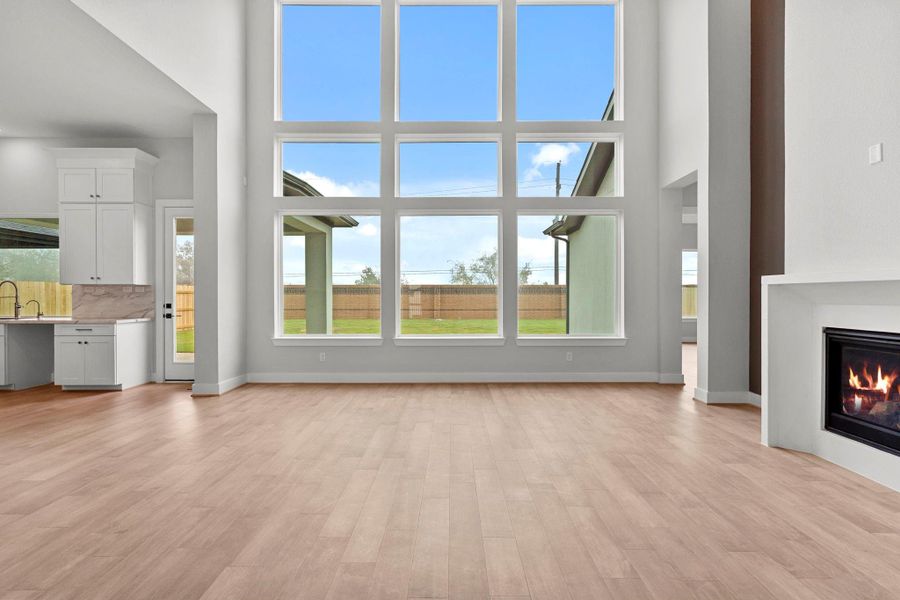 Open views of the backyard with no back neighbors!