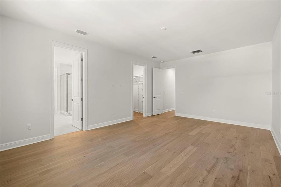 Spacious, unfurnished interior of a new home in , Tampa (Image 30). Spacious, unfurnished interior of a new home in , Tampa (Image 30).