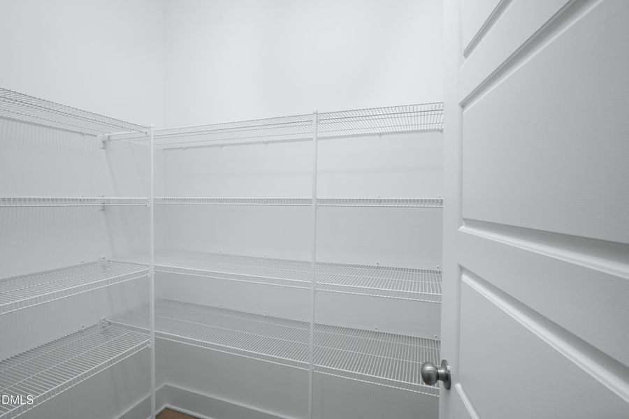 Stonebarrow Summit Lot 33 walk in pantry