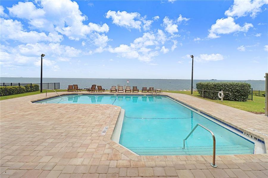 Community amenities in , Apollo Beach (Image 49). Community amenities in , Apollo Beach (Image 49).