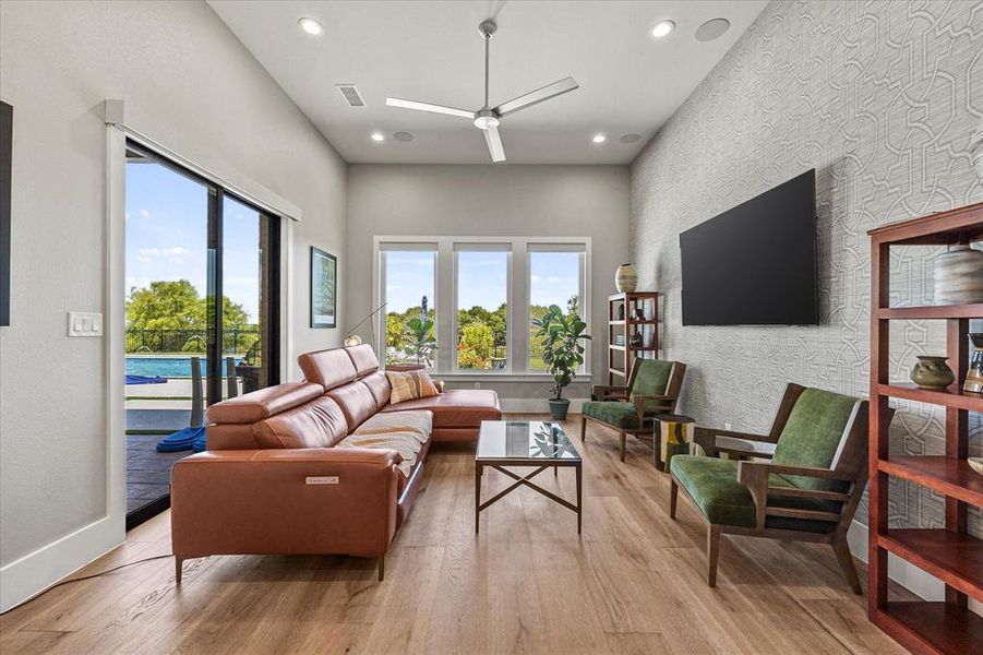 2ND LIVING DOWNSTAIRS