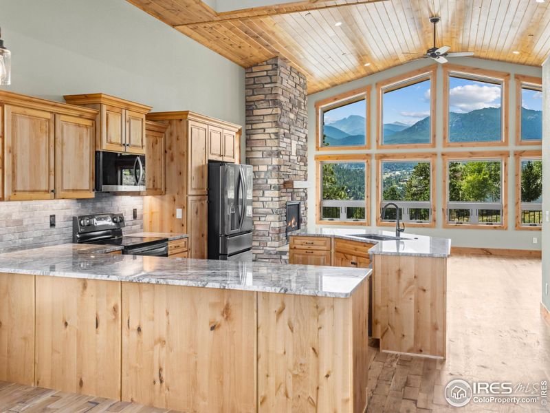 Gorgeous kitchen & granite Gorgeous kitchen & granite
