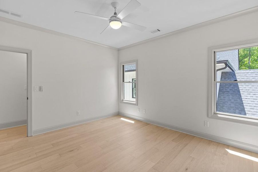 Spacious, unfurnished interior of a new home in , Braselton (Image 23).