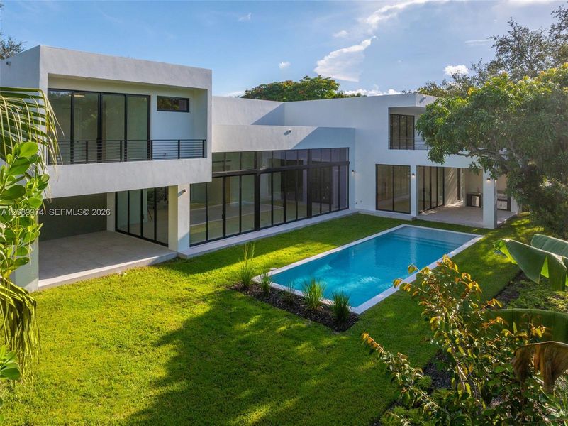 Exterior details and patio area of a home in , South Miami (Image 34).