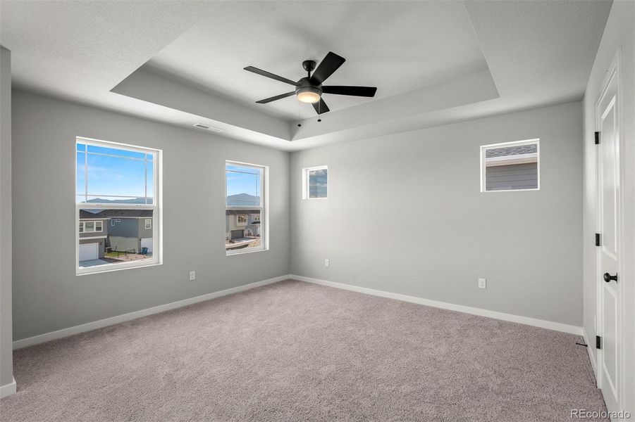 Spacious, unfurnished interior of a new home in Revel Crossing at Wolf Ranch – The Ascent Collection, Colorado Springs (Image 23).