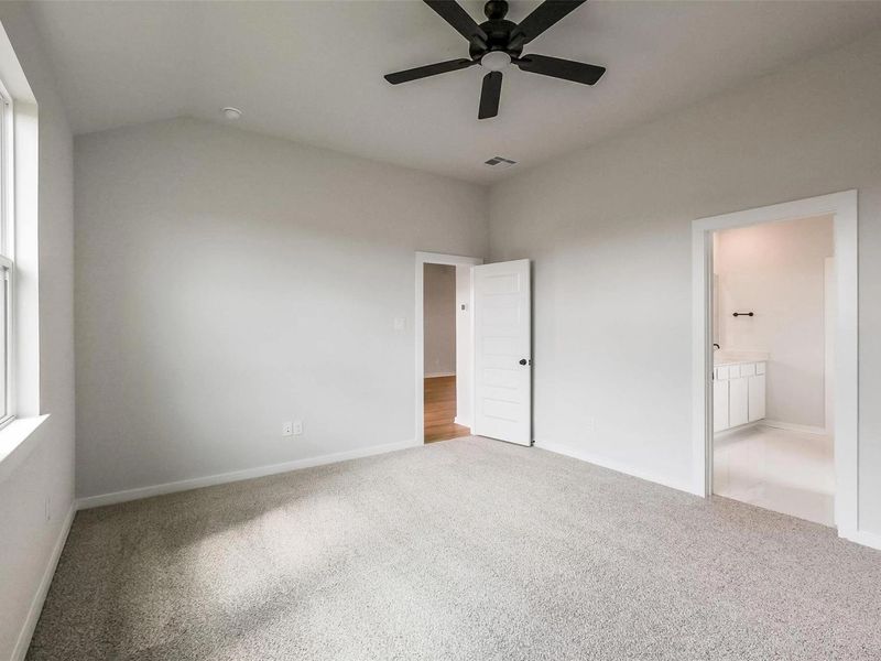 Spacious, unfurnished interior of a new home in Emberly, Beasley (Image 31).