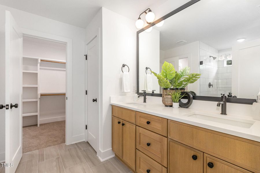 026_img_1827-edit_908