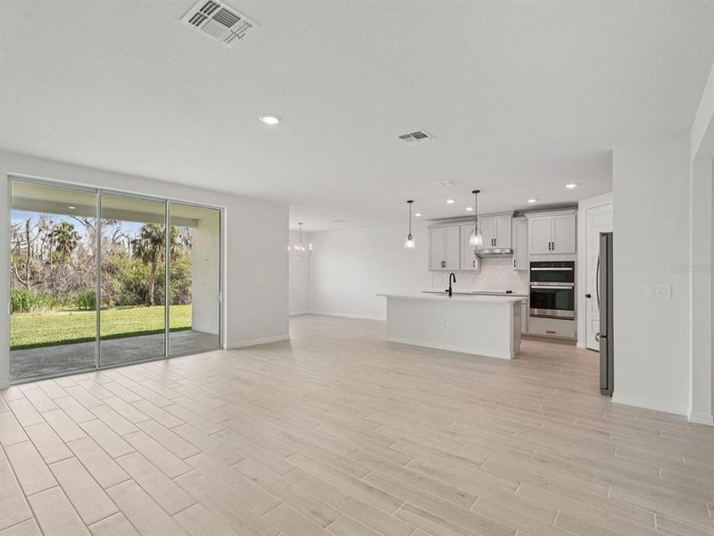 Spacious, unfurnished interior of a new home in Oakfield Trails - Signature Series, Parrish (Image 30). Spacious, unfurnished interior of a new home in Oakfield Trails - Signature Series, Parrish (Image 30).