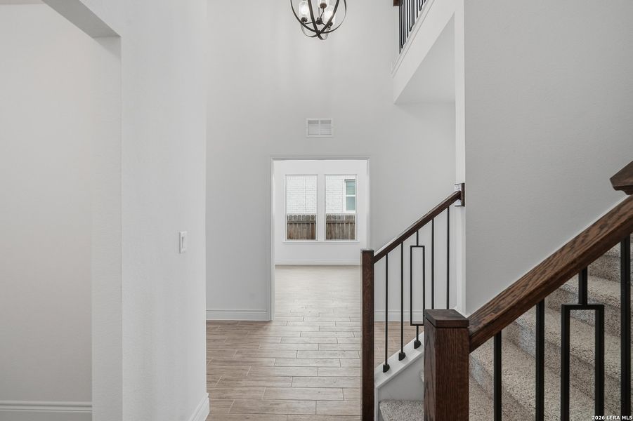 Spacious, unfurnished interior of a new home in Bison Ridge, San Antonio (Image 41). Spacious, unfurnished interior of a new home in Bison Ridge, San Antonio (Image 41).