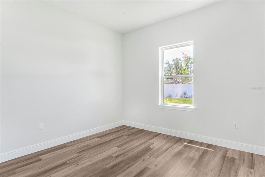 Spacious, unfurnished interior of a new home in , Ocala (Image 19).