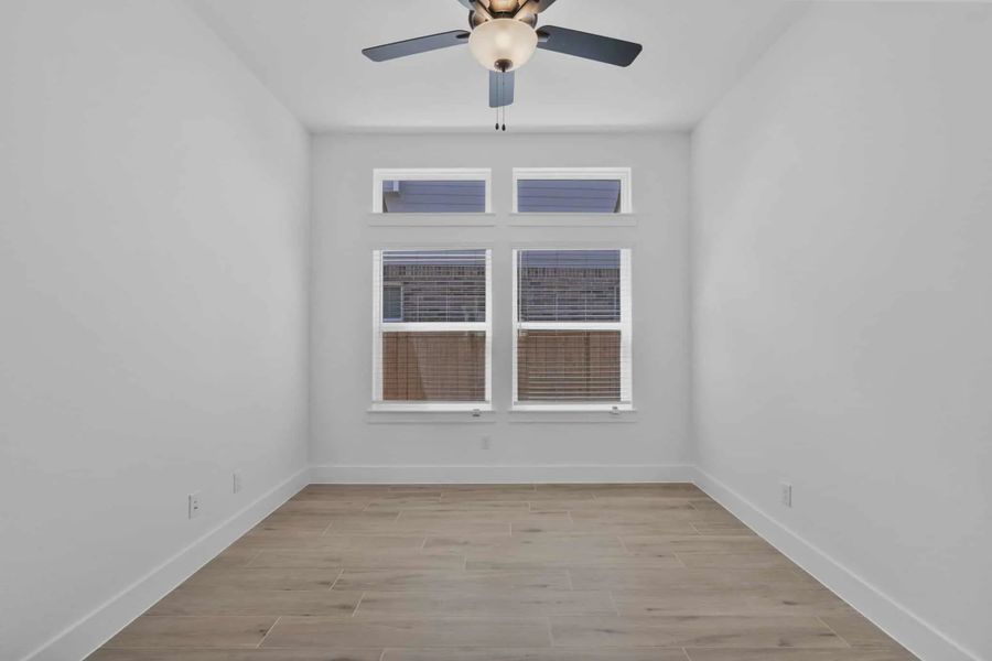 Spacious, unfurnished interior of a new home in Jordan Ranch 55's, Fulshear (Image 15).
