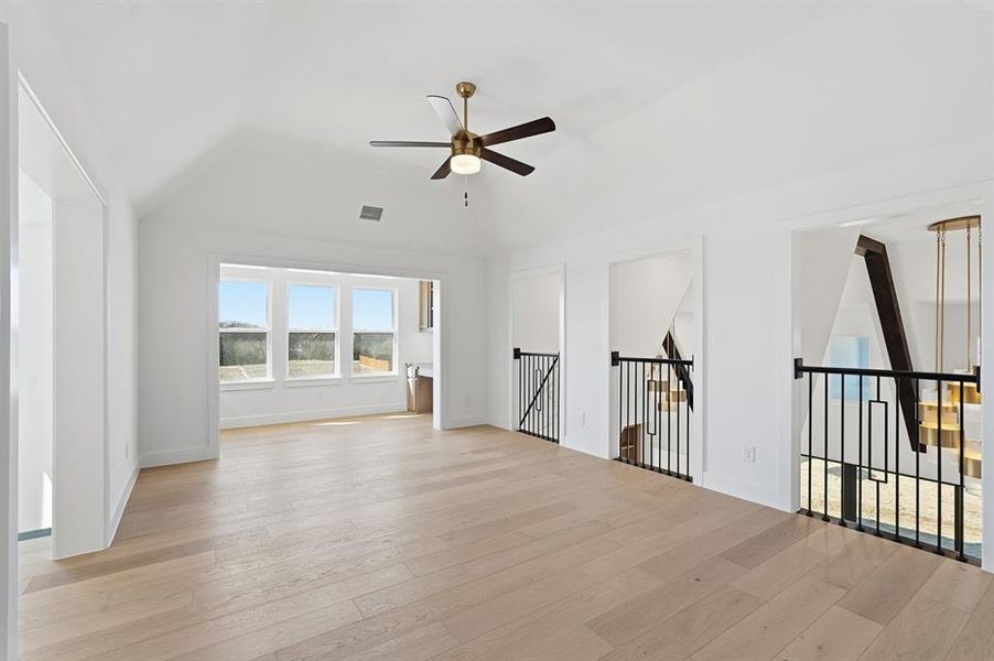 Spacious, unfurnished interior of a new home in Mustang Lakes, Celina (Image 22). Spacious, unfurnished interior of a new home in Mustang Lakes, Celina (Image 22).