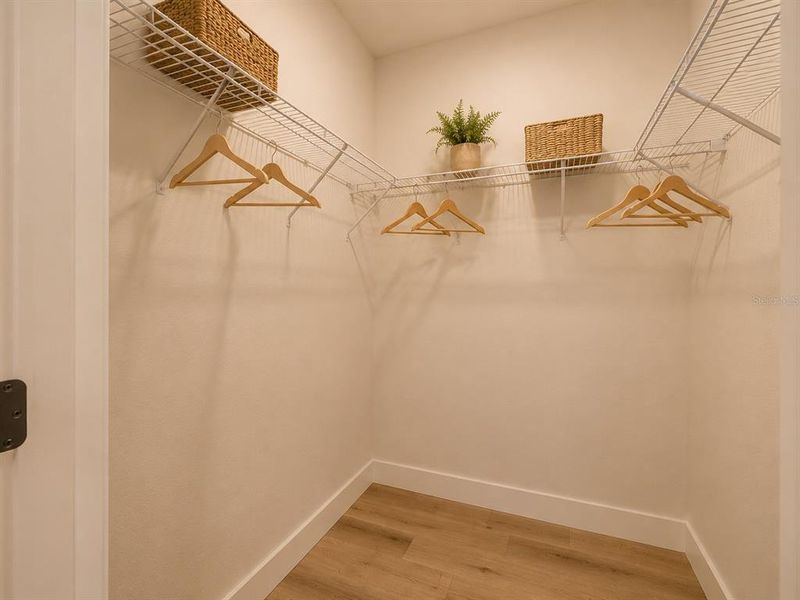 Spacious, unfurnished interior of a new home in , St. Petersburg (Image 21).