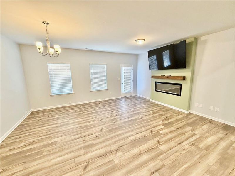 Spacious, unfurnished interior of a new home in , Cartersville (Image 12).
