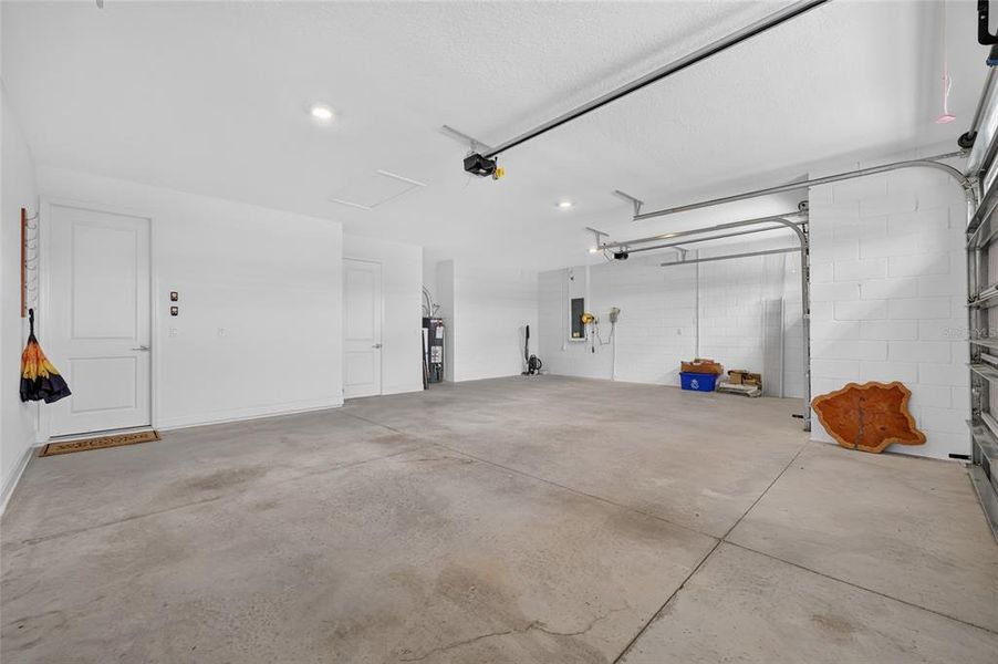 Spacious, unfurnished interior of a new home in , Ocala (Image 42). Spacious, unfurnished interior of a new home in , Ocala (Image 42).