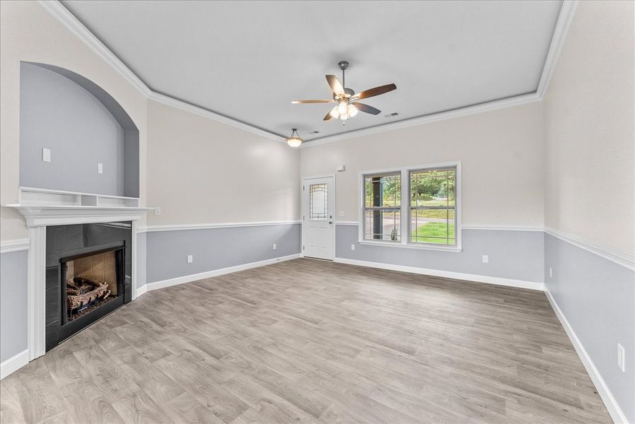Representative unfurnished interior of a home built from the Startex by Enchanted Homes in Lonesome Dove, San Antonio (Image 18).
