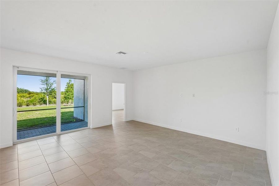 Spacious, unfurnished interior of a new home in Lennar at Turnleaf, Punta Gorda (Image 35). Spacious, unfurnished interior of a new home in Lennar at Turnleaf, Punta Gorda (Image 35).