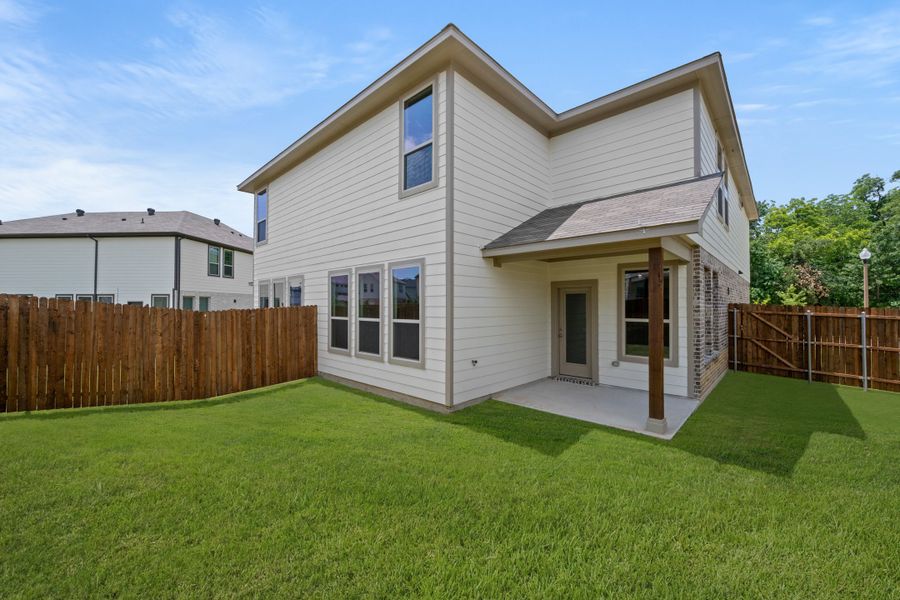 Front exterior of a new home in Eagle Cove, Denton, TX, highlighting curb appeal (Image 19).