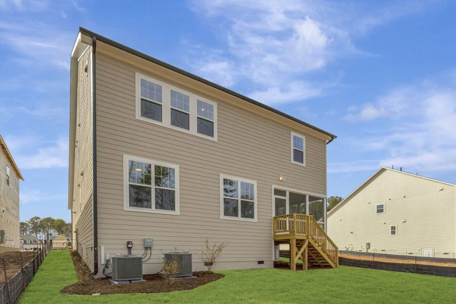 Side Exterior Side Exterior